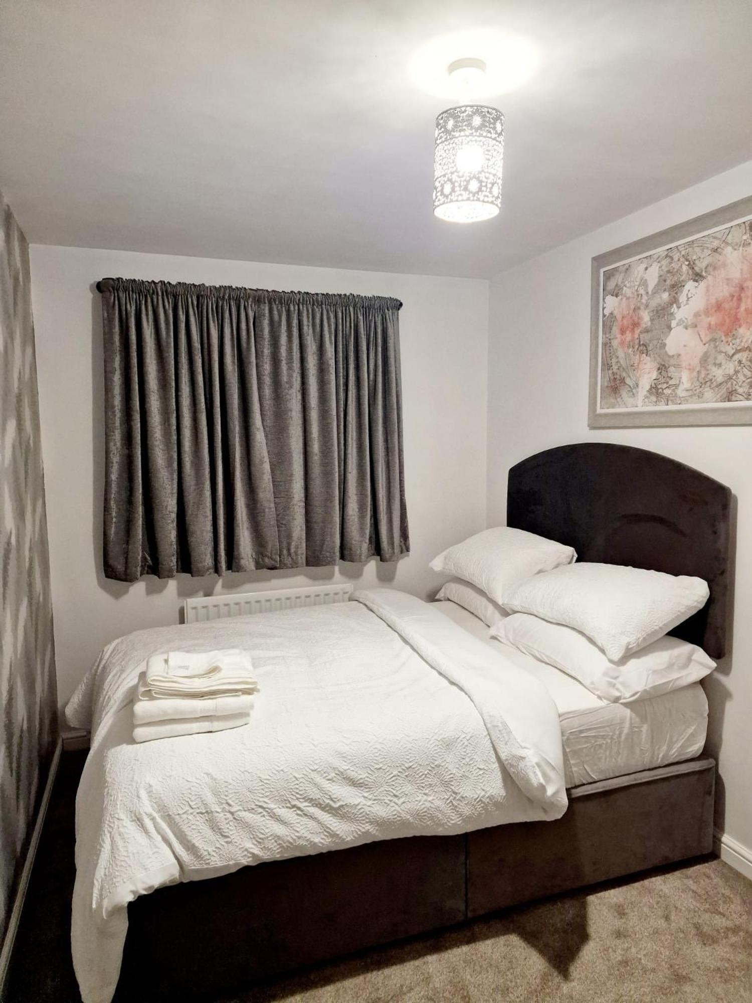 Abode By Jess Luxurious 3 Bedroom House, , Greater Manchester Holiday home Wigan