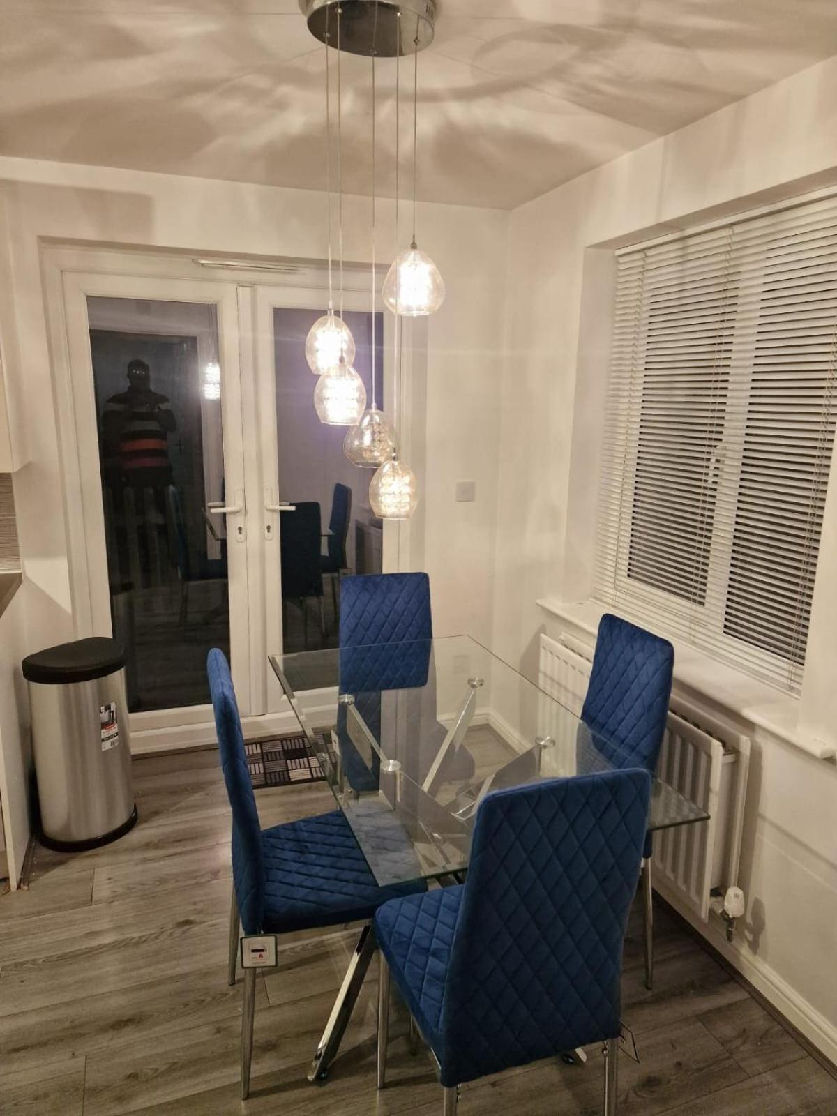 Abode By Jess Luxurious 3 Bedroom House, , Greater Manchester Holiday home Wigan